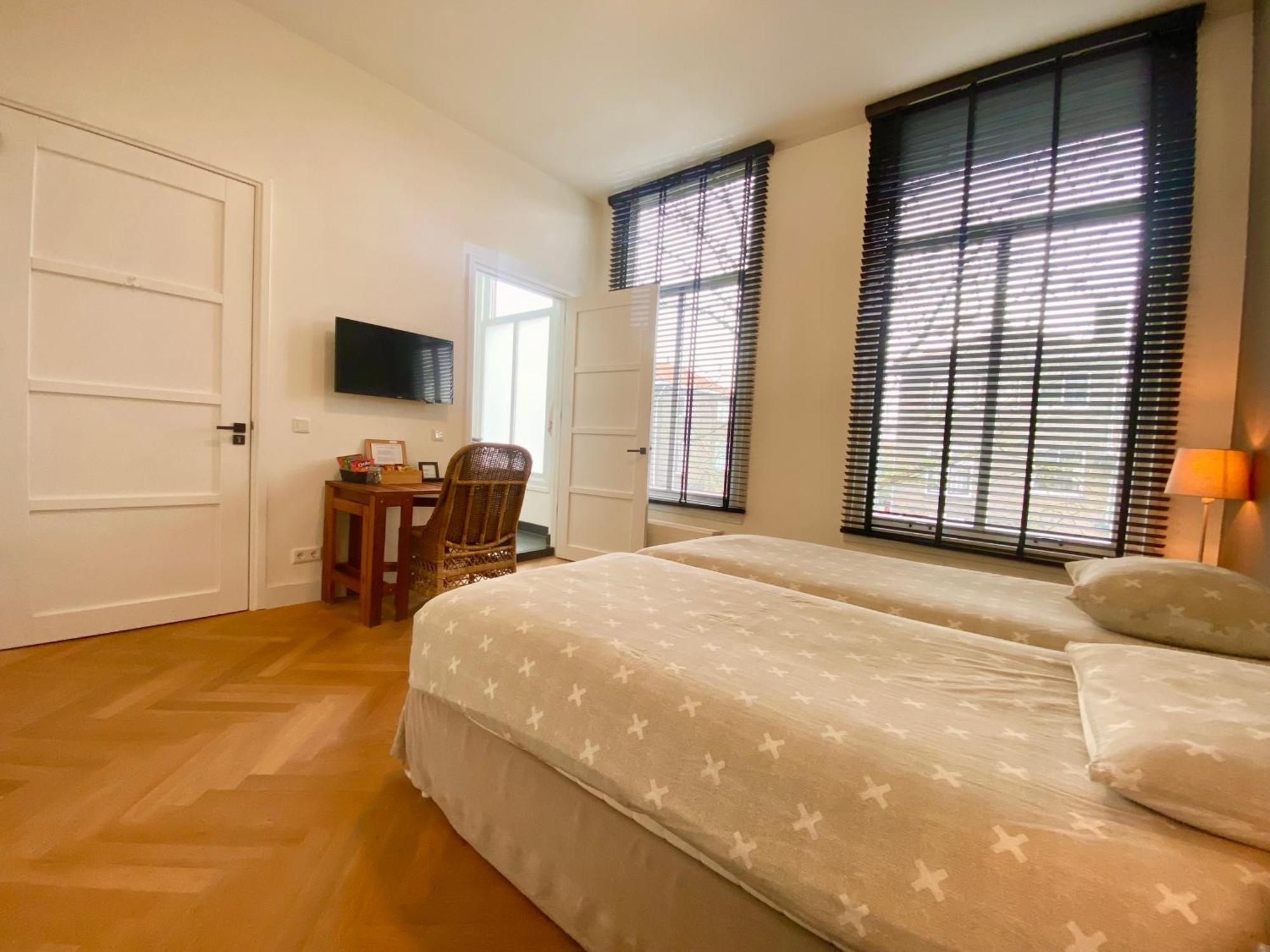 Oranjepark Bed & Breakfast Dordrecht Dış mekan fotoğraf